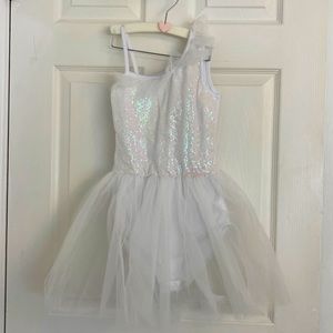 White tutu with body suit with sequence . Size 7/8